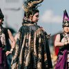 10 Foto Tiara Andini di Gelaran Jember Fashion Carnaval, Tampil bak Kanjeng Ratu saat Menyapa Rakyat