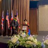 8 Foto Chand Kelvin Akhirnya Wisuda S2 di Malaysia, Setia Didampingi Istri dan Mertua