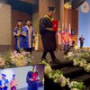 8 Foto Chand Kelvin Akhirnya Wisuda S2 di Malaysia, Setia Didampingi Istri dan Mertua