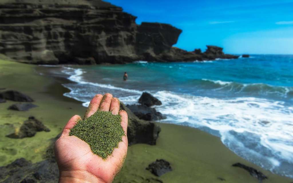 Ilustrasi Pantai Papakolea