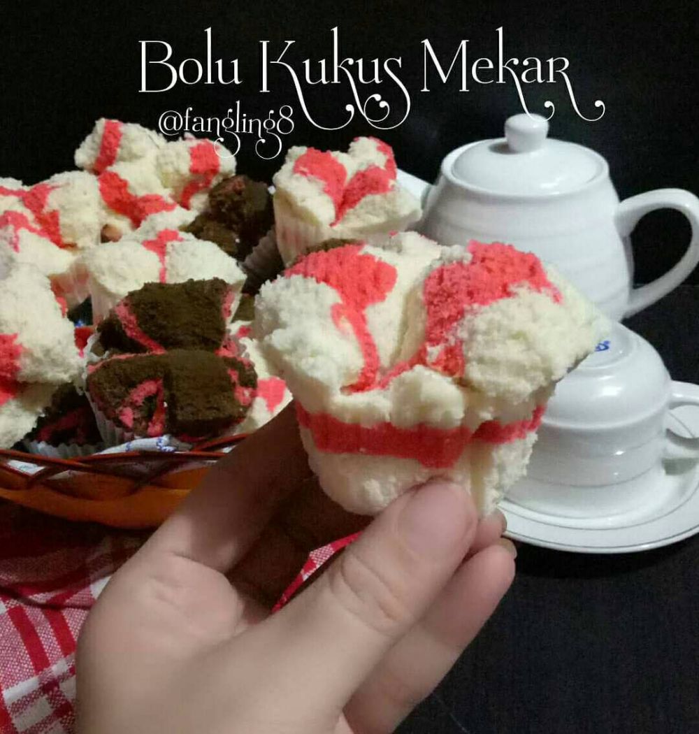 Bolu Kukus Mekar