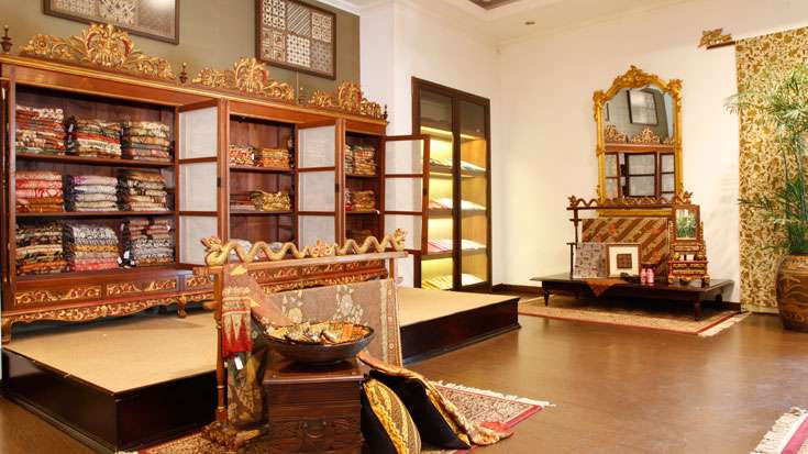 Museum Batik Danar Hadi