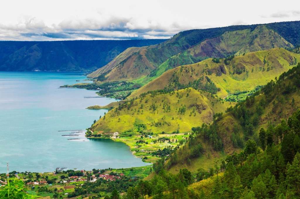 ilustrasi danau toba