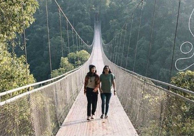 Jembatan Gantung Situgunung