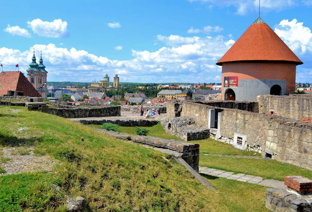 Kastil Eger Hungaria