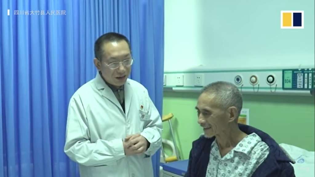 Dokter Cina Pingsan Karena Kelelahan