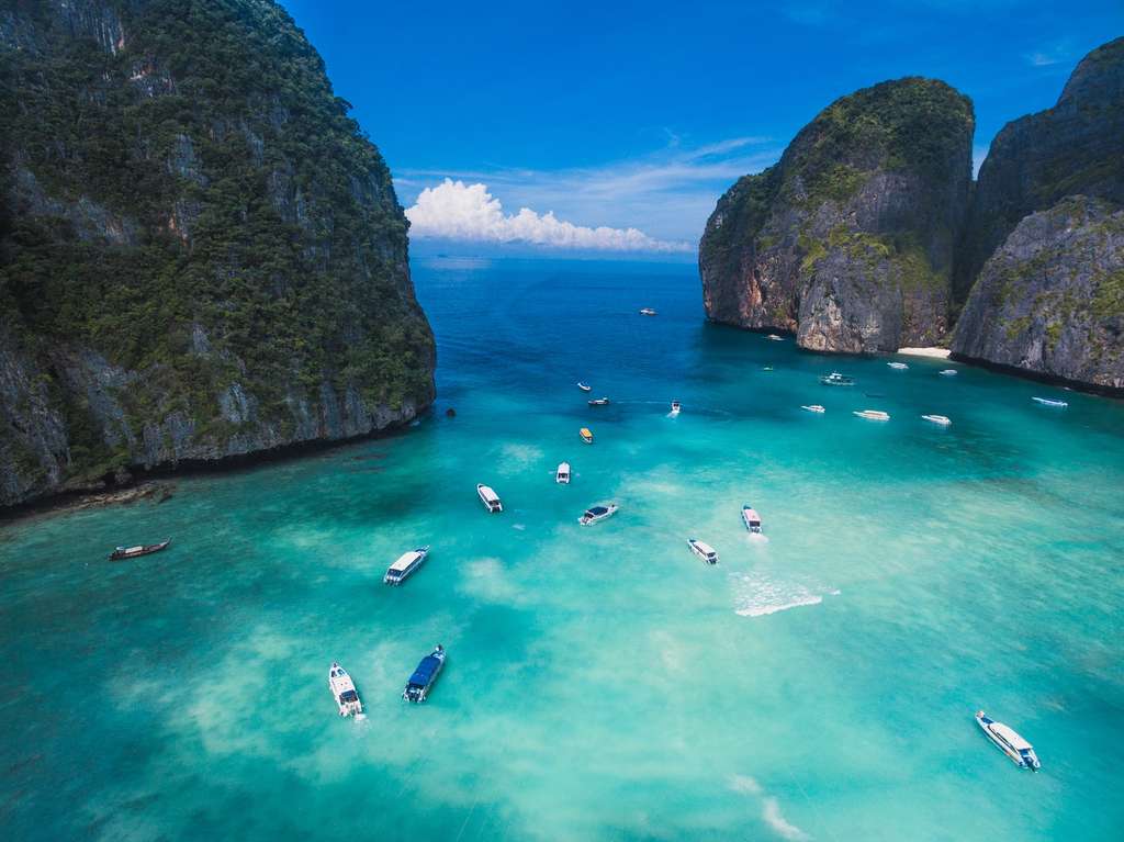 Maya Bay Phi Phi Thailand