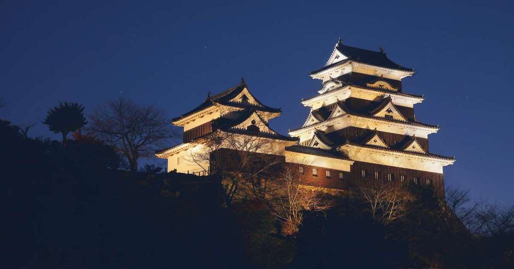 Ozu Castle