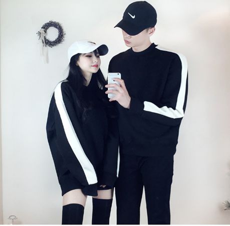 Ilustrasi Couple Outfits