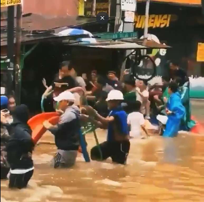 Banjir Jakarta Santuy