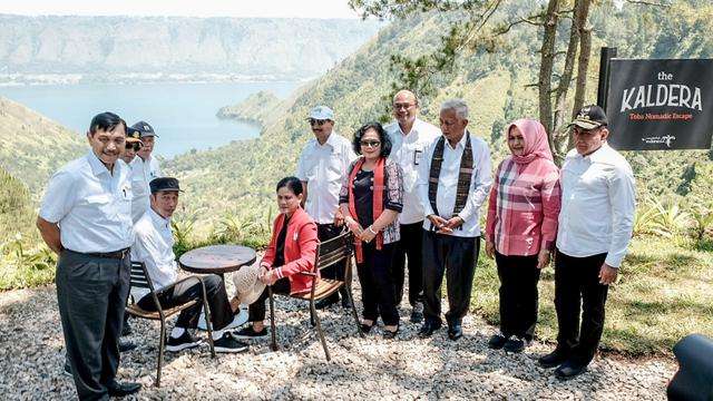 Ilustrasi Danau Toba