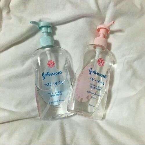 Ilustrasi Baby Oil