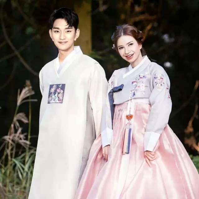 Ilustrasi Rossa dan Kim Soo Hyun