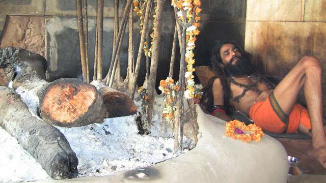 Sekte Aghori Sadhus