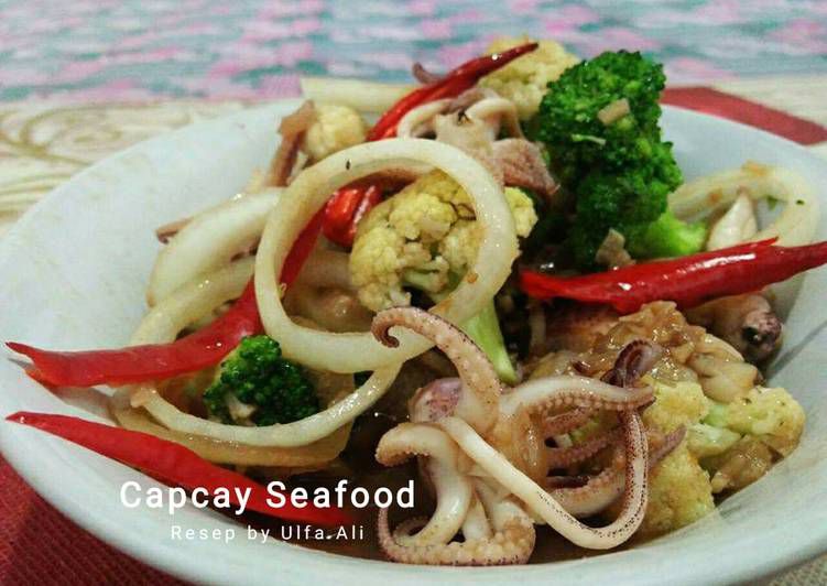 Ilustrasi Capcay Goreng Seafood