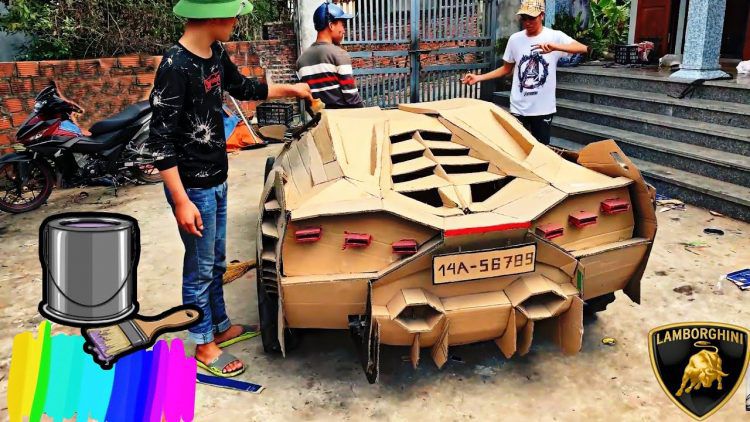 Kendaraan Kardus buatan Pemuda Vietnam