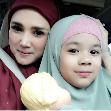 Safeea Ahmad, Anak Ahmad Dhani dan Mulan Jameela