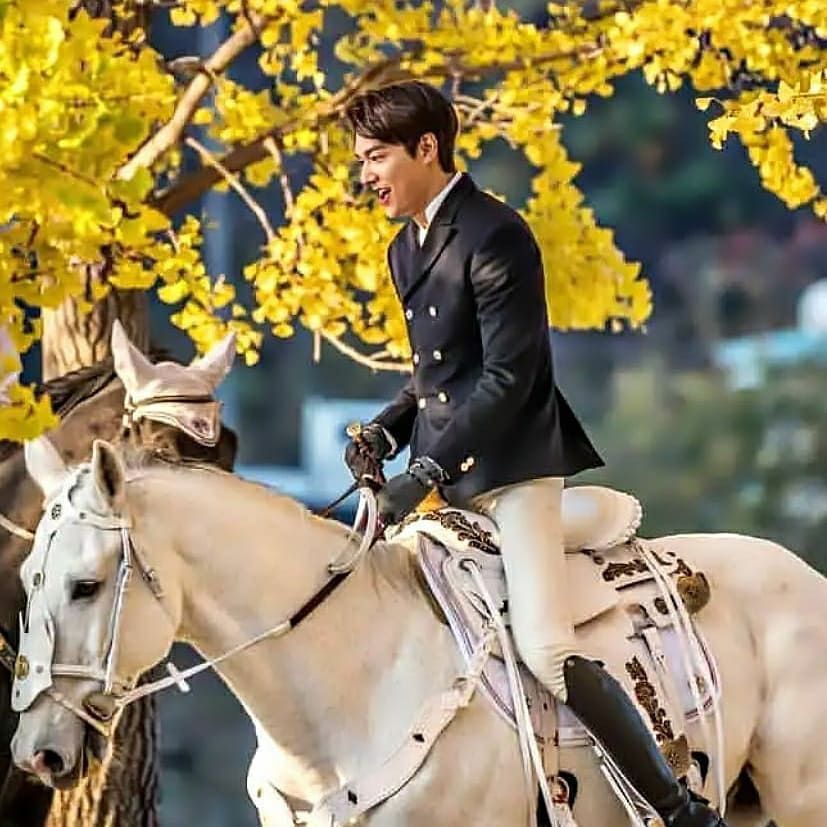 Ilustrasi Lee Min Ho dengan Kuda