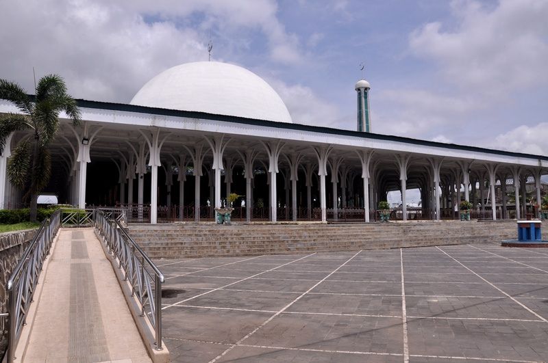 Masjid Agung Al Falah