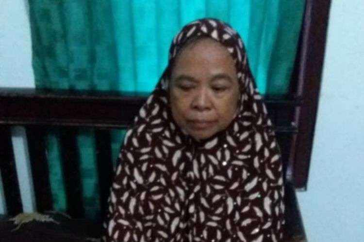 Nenek Toni Tega Membacok Anaknya Sendiri