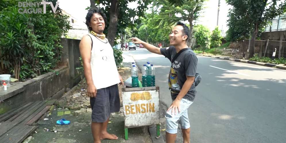 Denny Cagur Kerjasama dengan Pedagang Bensin Eceran