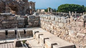 Toilet Romawi Kuno