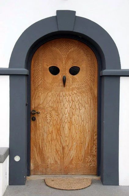 Pintu Kayu Gambar Burung Hantu