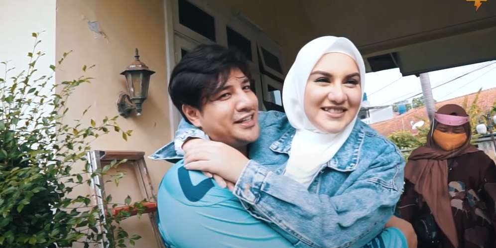 Ammar Zoni dan Irish Bella umumkan jenis kelamin bayinya