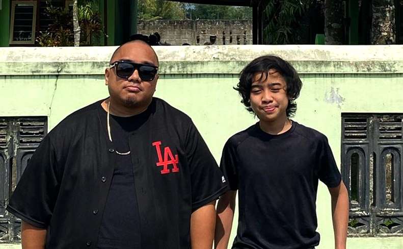 Igor Saykoji dan Aaron
