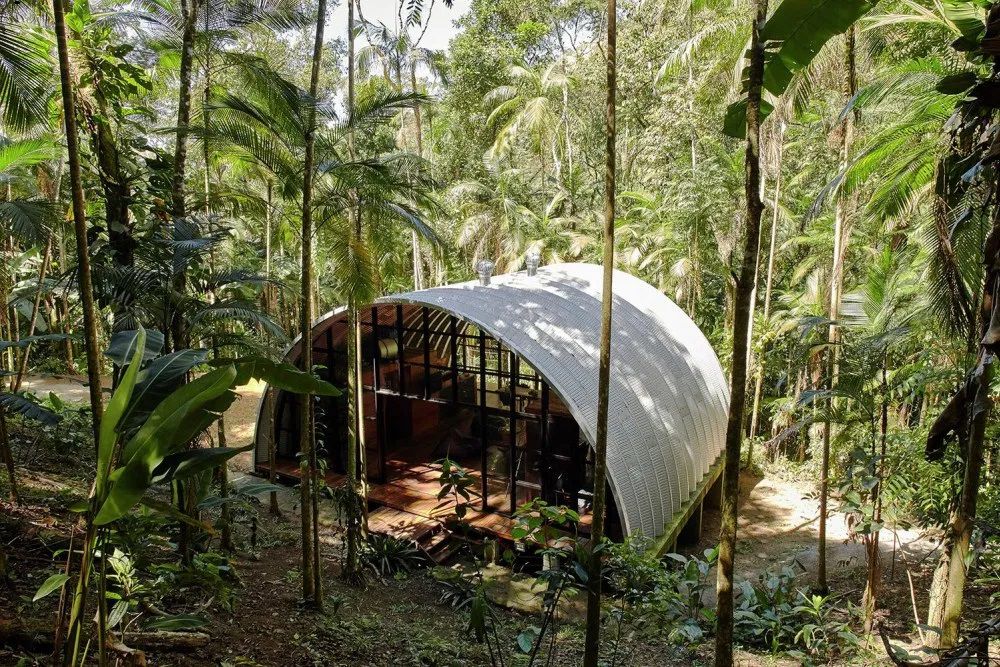 Rumah Mungil Tengah Hutan di Brazil