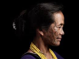 tato wajah suku chin myanmar
