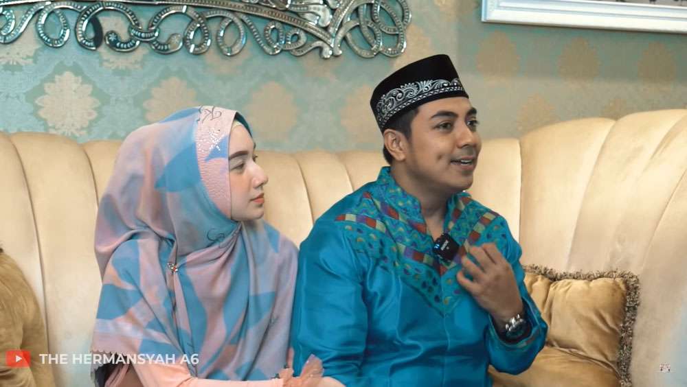 Ustad Riza dan Istri