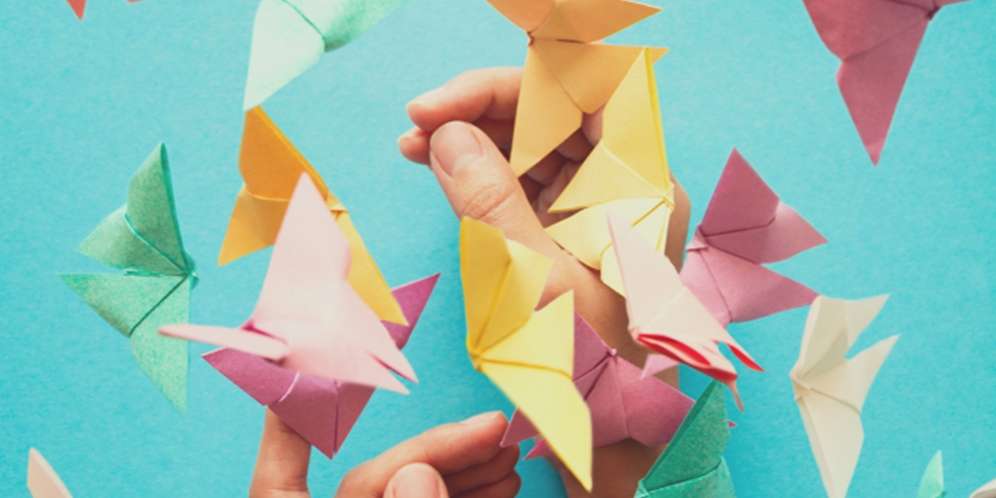 Cara Membuat Kupu-Kupu dari Kertas Origami