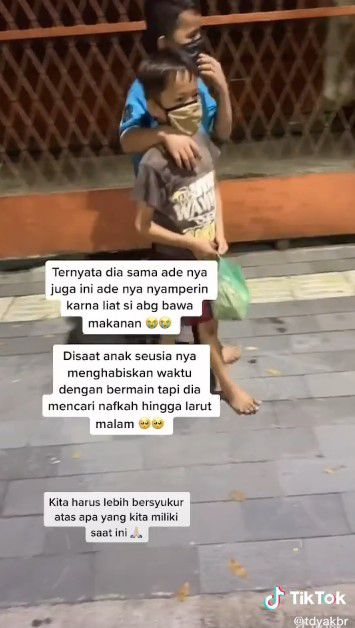 Adik Menangis Kelaparan