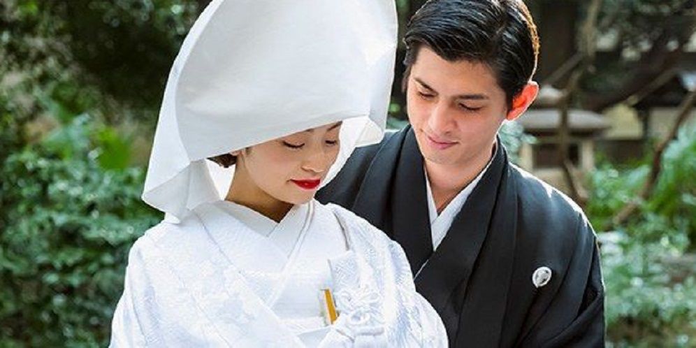 Ilustrasi Pernikahan Pasangan Jepang