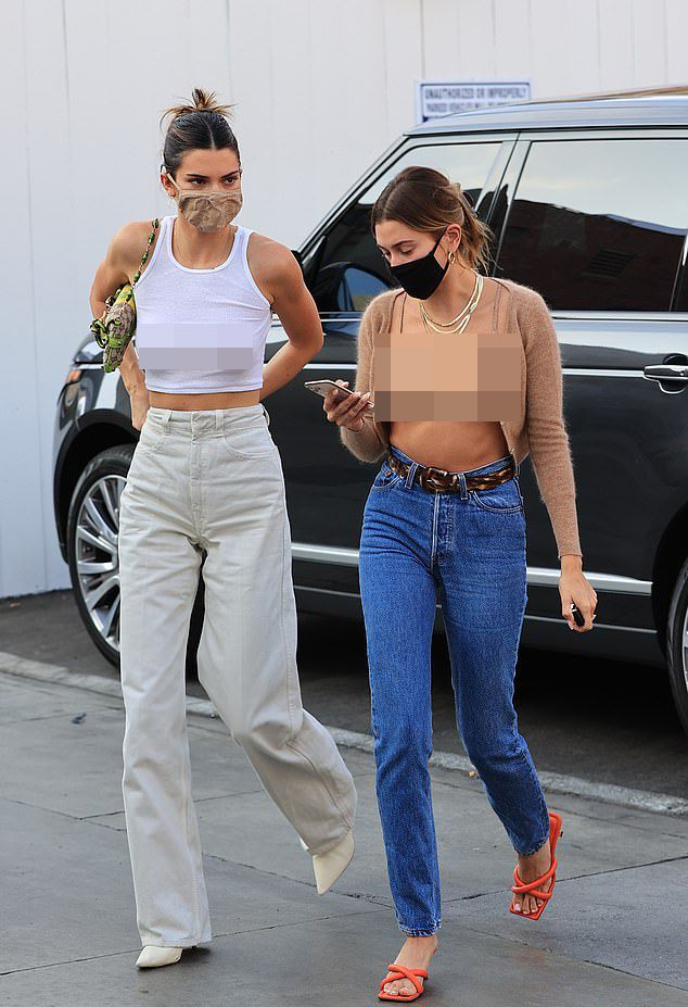 Kendall Jenner dan Hailey Baldwin