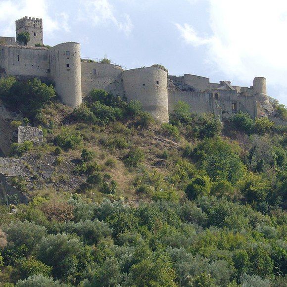 Kastil Roccascalegna