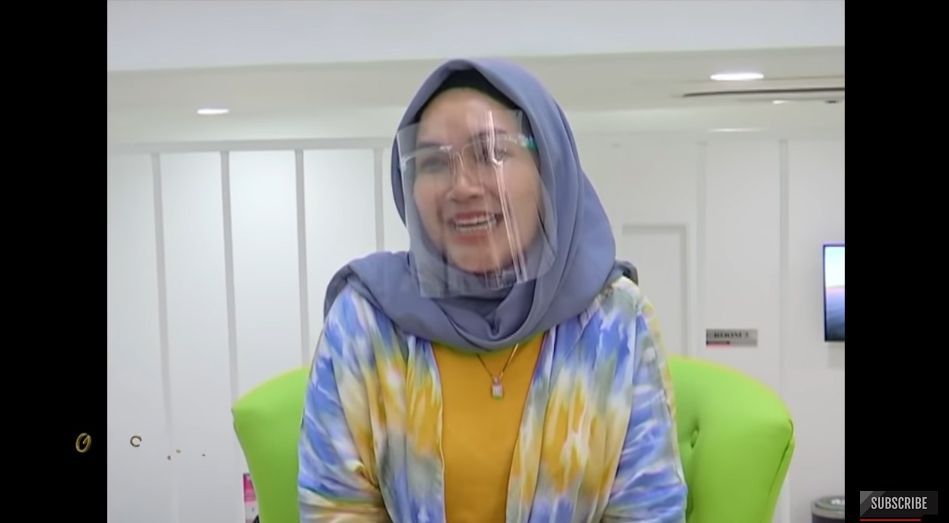Umi Kalsum dalam channel YouTube STARPRO Indonesia