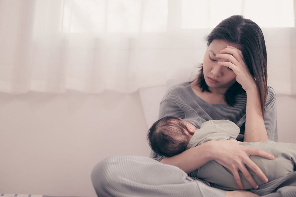Ilustrasi ibu alami baby blues syndrome