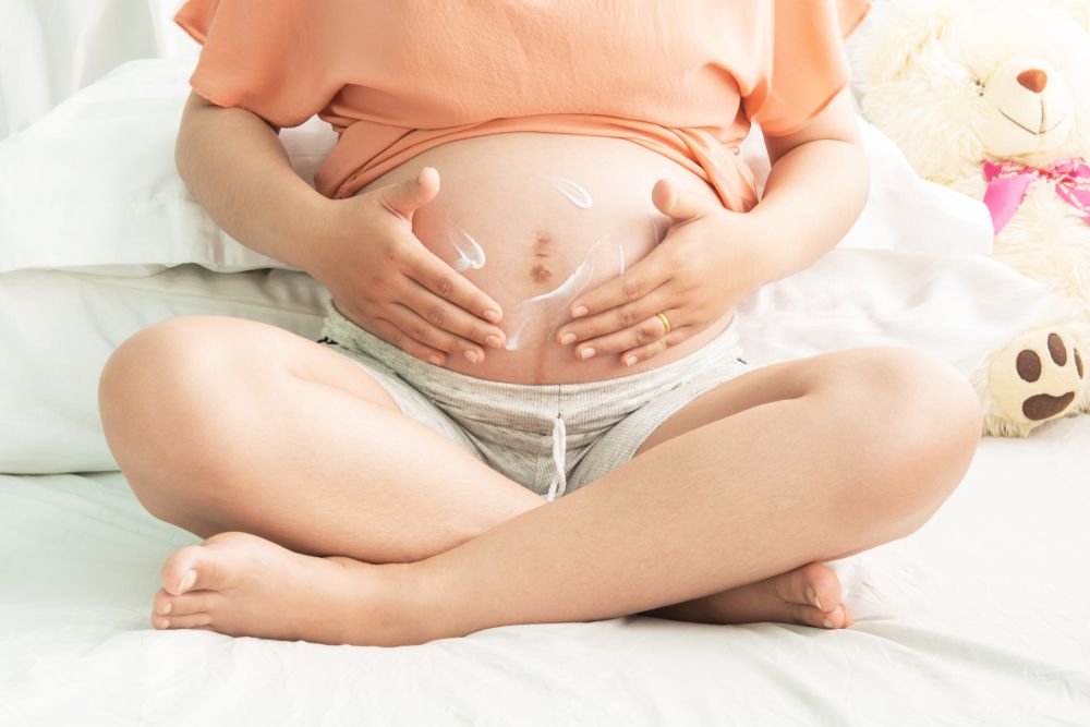 Ilustrasi perut gatal saat hamil