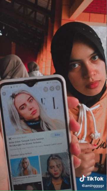 Wanita Mirip Billie Eilish