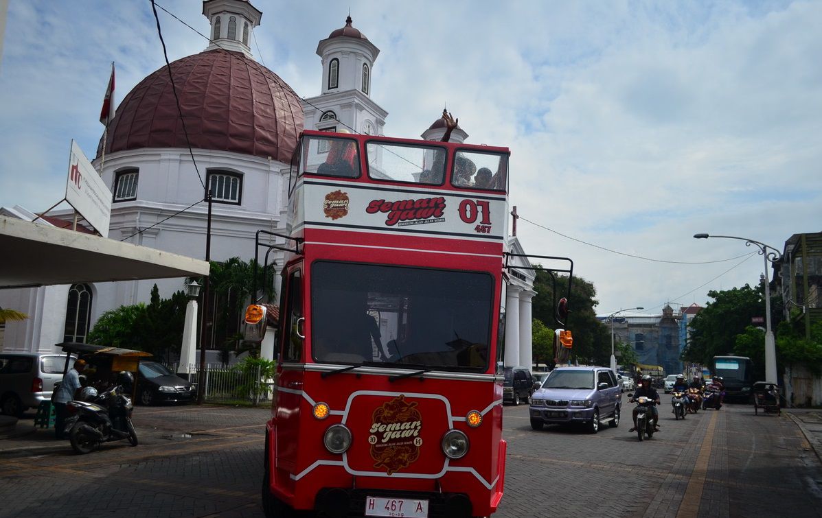 Wisata Kota Semarang - Bus Semarjawi
