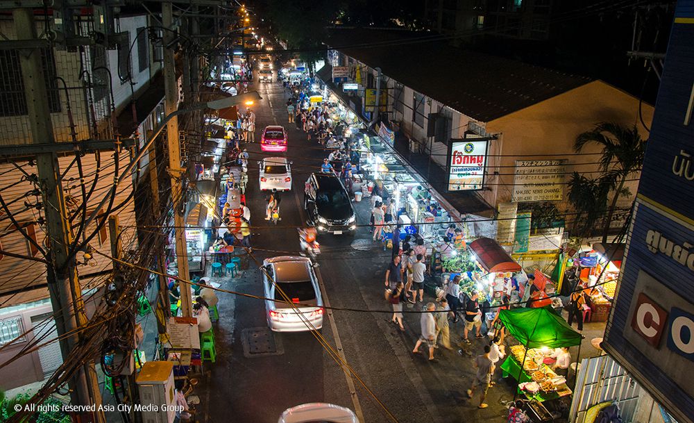 Wisata Kuliner Bangkok -  Sepanjang Jalan Sukhumvit Soi 38