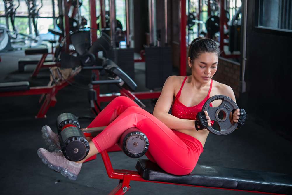 Ilustrasi Wanita di Gym