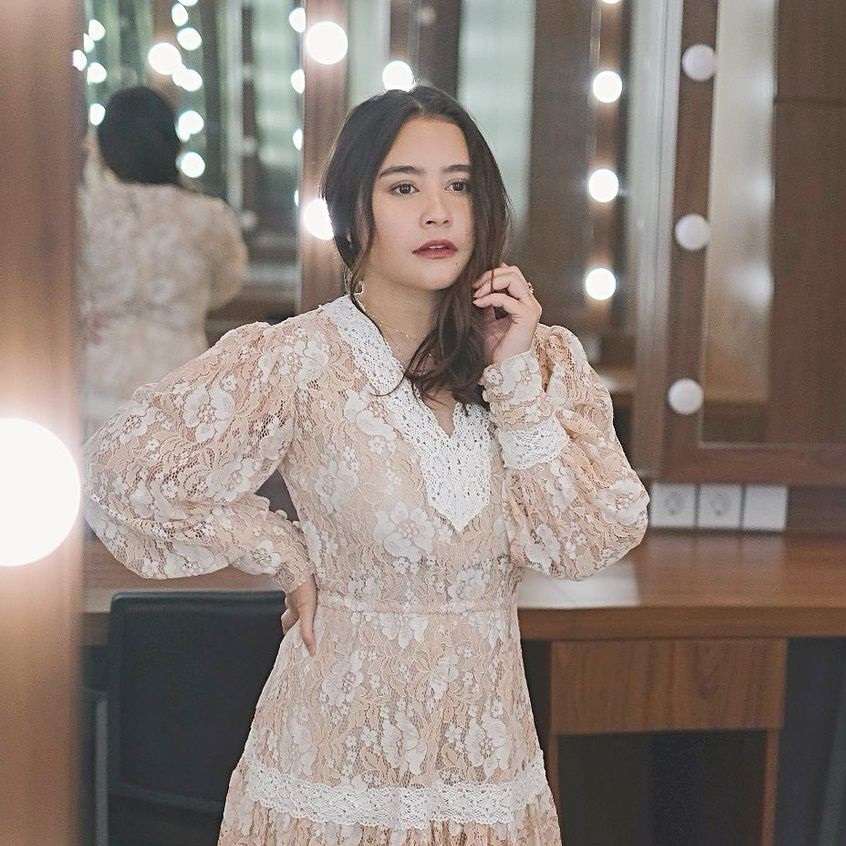 Prilly Latuconsina