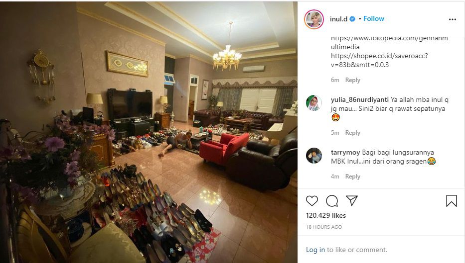 Inul Daratista Pamer Koleksi Sepatu Bak Lapak Dagangan di Pasar!