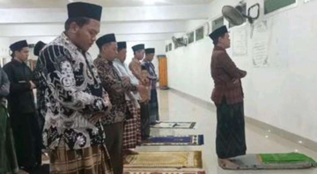 Salat Tarawih Super Kilat