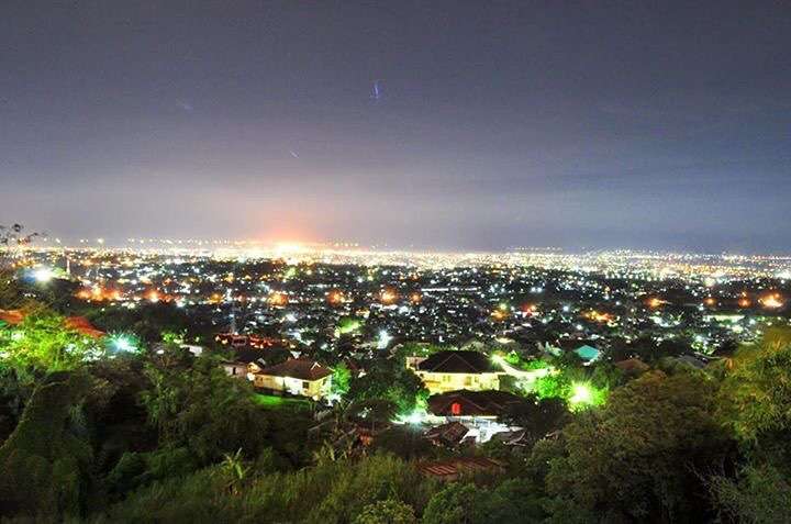 Tempat Wisata Semarang Romantis - Bukit Gombel