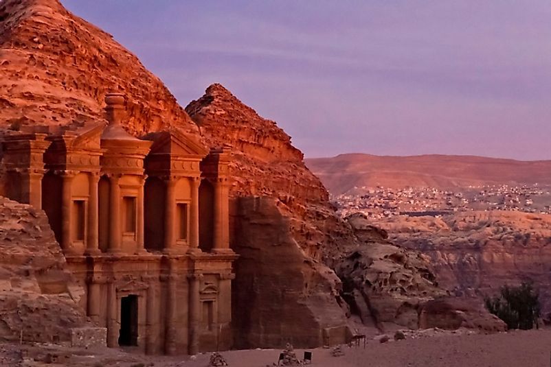 5 Tempat Wisata Terindah di Dunia - Petra, Yordania