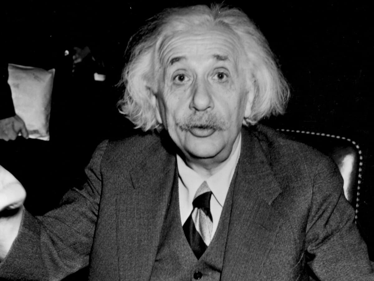 Kata-Kata Bijak Albert Einstein